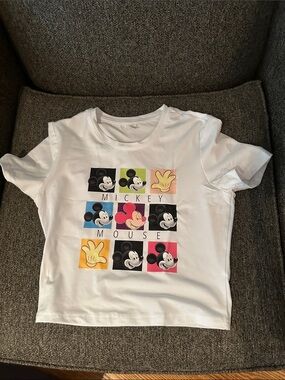 New! Women’s Mickey Mouse Crop Top